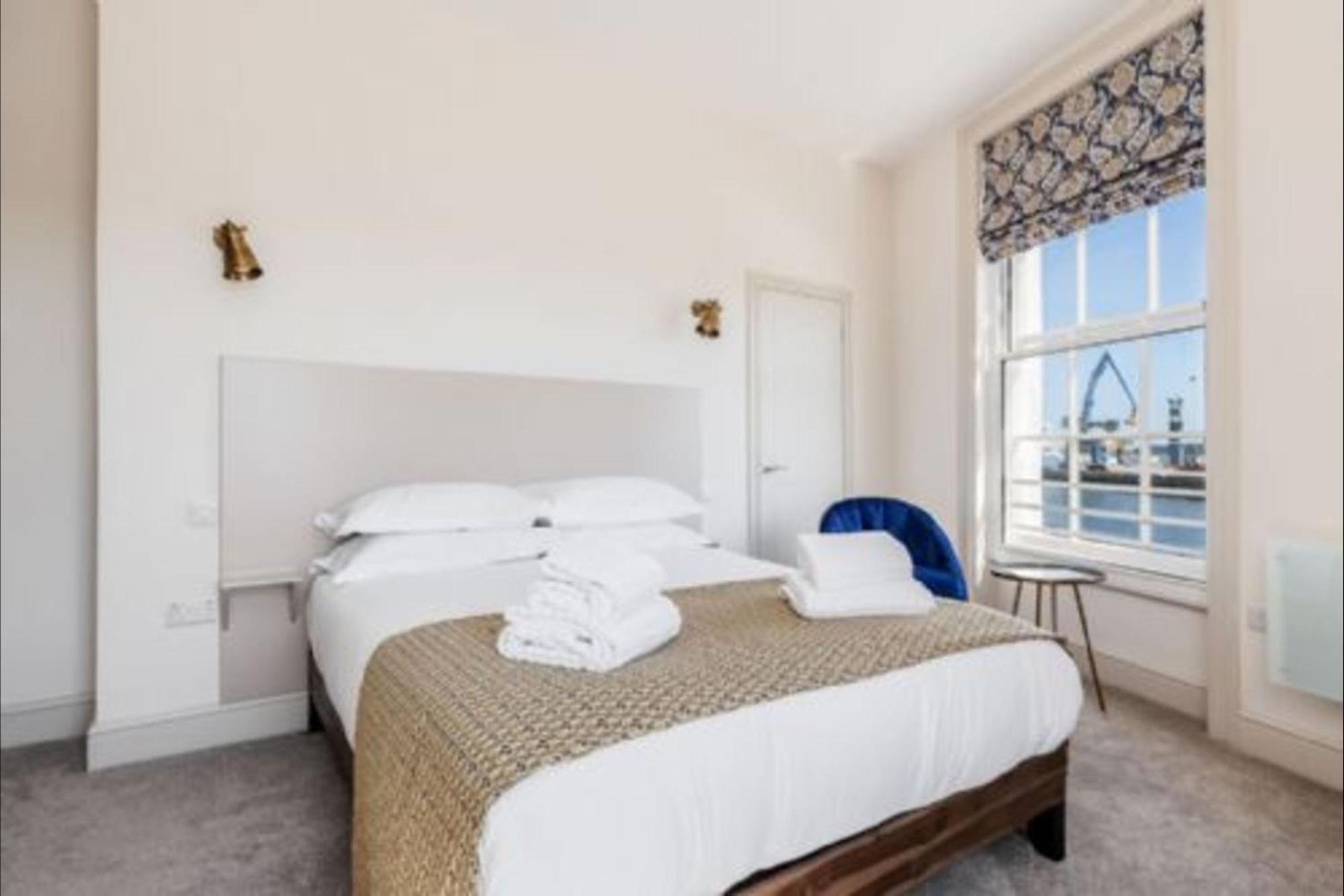 Custom House Poole - Overlord Chamber Esterno foto